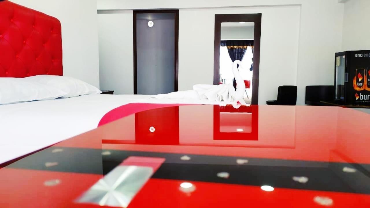 Hotel Alexander La Paz Bagian luar foto
